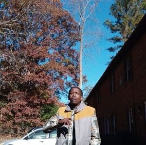 Meet your Posher, Larry